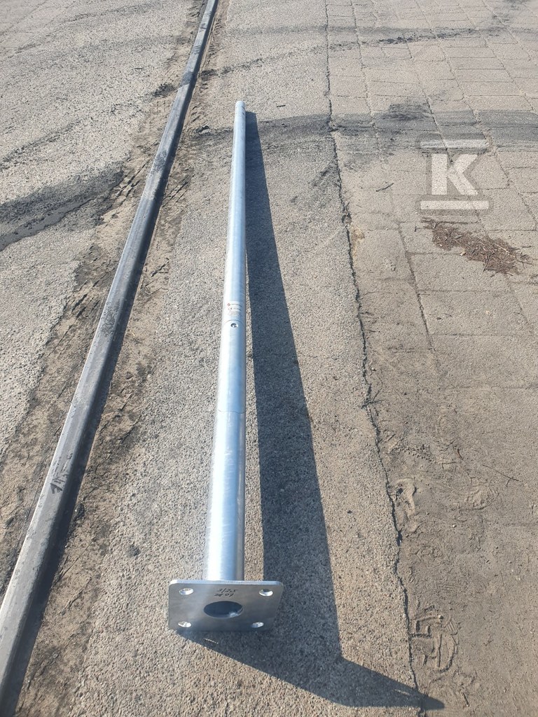 Słup oświetleniowy CN10/3/60/F220 CN10/3/60/F220/01 - obrazek 1