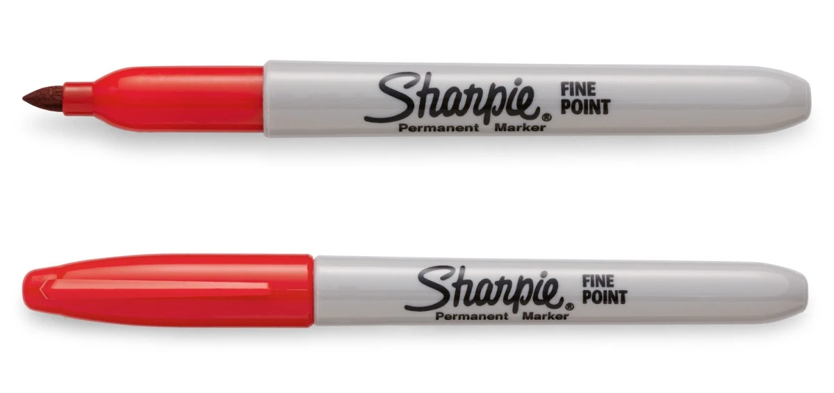 Marker permanentny czerwony 1,0mm Sharpie Fine - obrazek 2