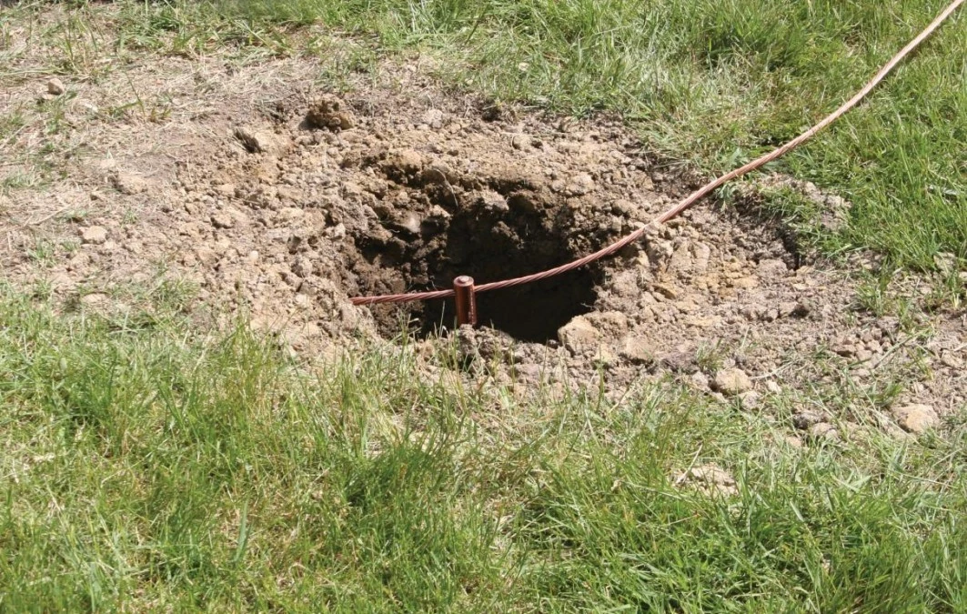 Miedziowany pręt uziemiający, spiczasty, 12.7 mm x 1.5 m, 254 μm 611350 - obrazek 2