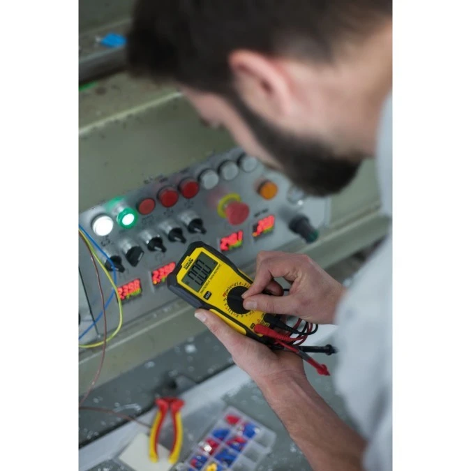 Miernik elektryczny FatMax FMHT82565‑0 - obrazek 3
