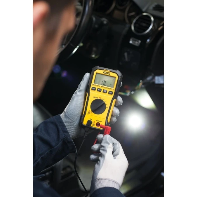 Miernik elektryczny Smart FatMax FMHT82563‑0 - obrazek 3