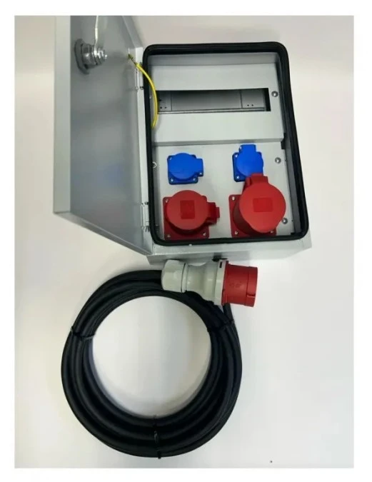 Metalowa rozdzielnica ścienna CEE 32A 16A 2x230V z kablem 5m IP54 94V‑4