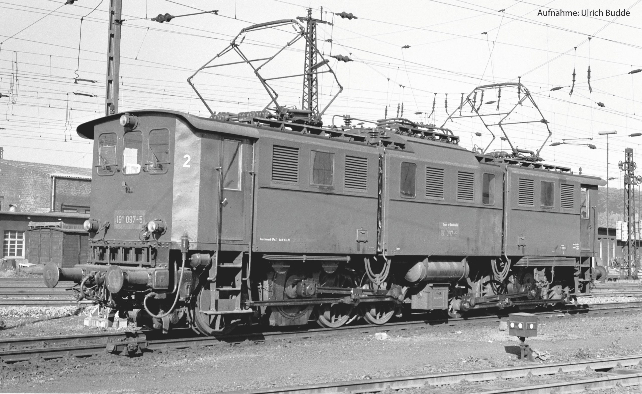 Piko H0 51543 Elektrowóz serii 191 DB, skala H0 - obrazek 1