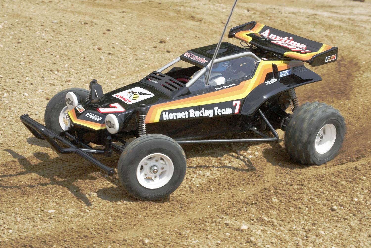 Model samochodu RC Tamiya The Hornet - obrazek 1