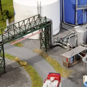 Zestaw do złożenia Faller 130487 H0 Rurociąg z rozlewnią 1 szt. Zestaw do złożenia Faller 130487 H0 Rurociąg z rozlewnią 1 szt.