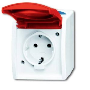 ABB 2CKA002083A0825 Gniazdo wtykowe ze stykiem ochronnym z pokrywką IP44 czerwony, rubinowy czerwony