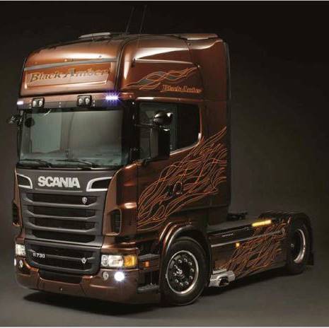 Modelu samochodu ciężarowego do sklejania Italeri Scania R730 V8 Black Amber 3897 1:24 - obrazek 1